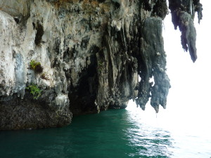 baie-phang nga-stalactites
