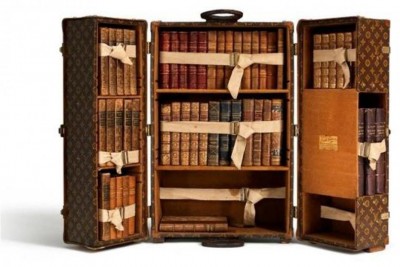 malle-bibliothèque-vuitton-ouverte 