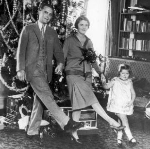 F.Scott-Fitzgerald-et-zelda-et-sa-fille-dansent-Noël