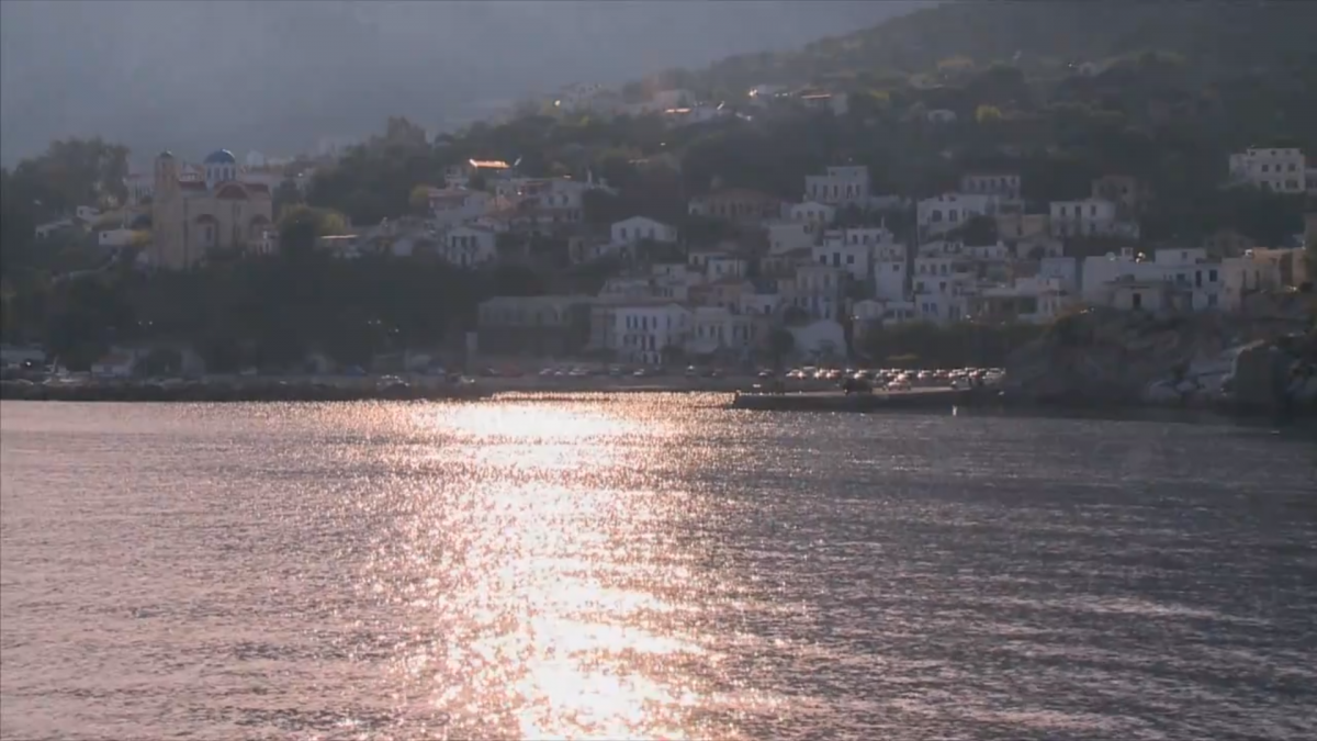 ikaria-l-île-aux-centenaires-la-nuit