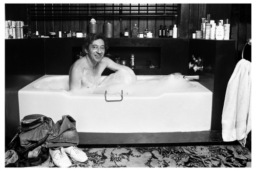 gainsbourg-repetto-dans-son-bain