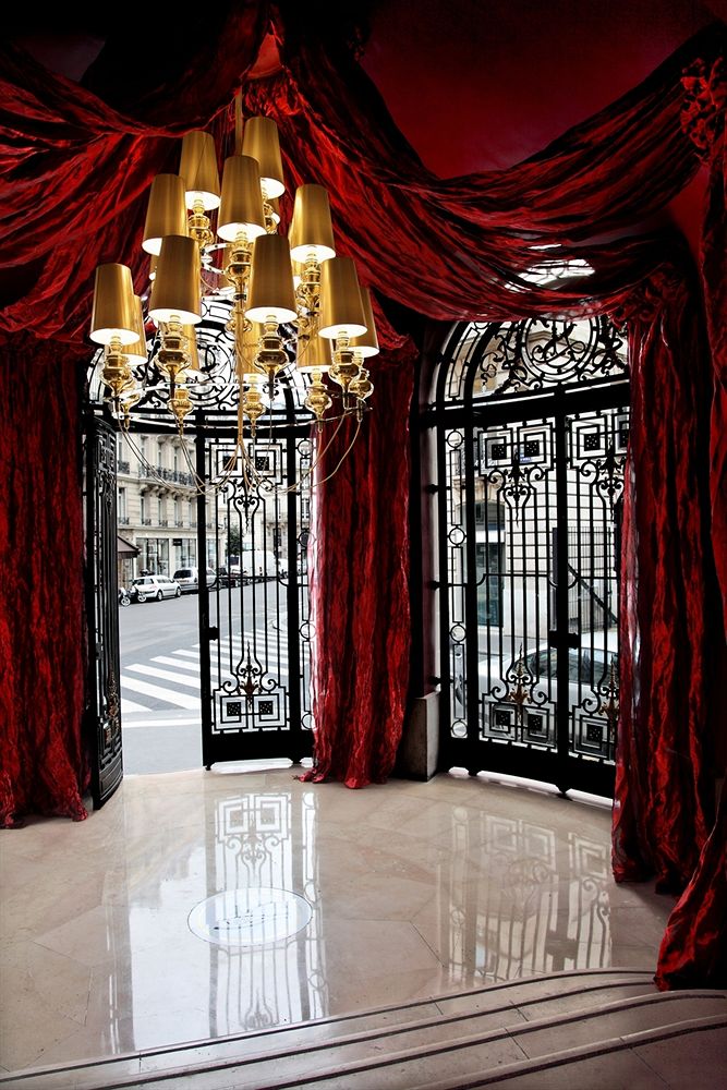 entrée-hôtel-banke-paris