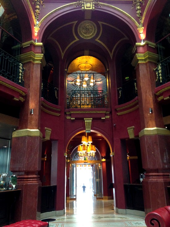 hall-hotel-banke-paris