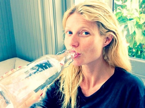 Gwyneth-Paltrow-celebre-le-Water-World-Day-le-22-mars-2014_l