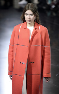 courrèges manteau-chauffant-orange
