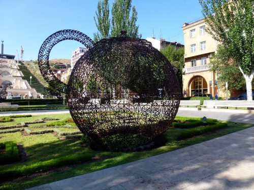 joana-vasconcelos-pavillon-des-thés-arménia