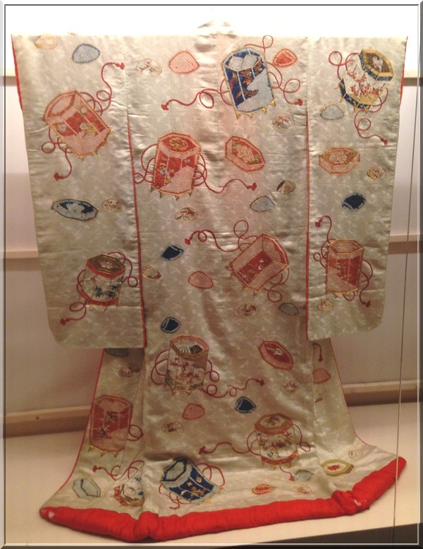 kimono-uchikake-mariage-guimet