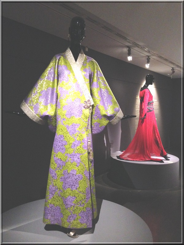 kimono-ysl-musée-guimet