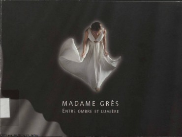 madame grès entre ombre et lumière