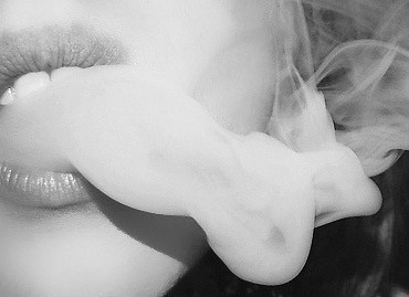 femme-qui-fume