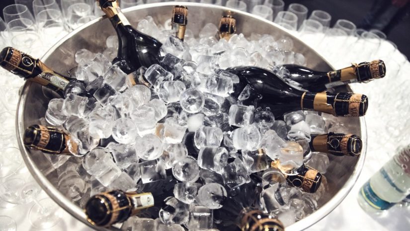 champagne-bottles-beverage-ice