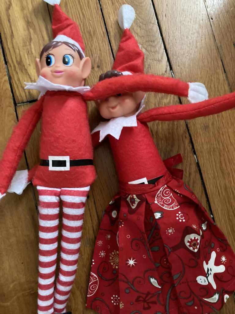 The Elf on the Shelf: A Christmas Tradition - Lutin fille peau claire